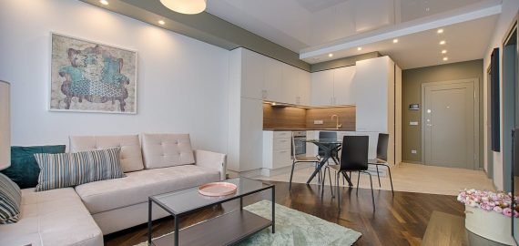 pexels-photo-1643383-2