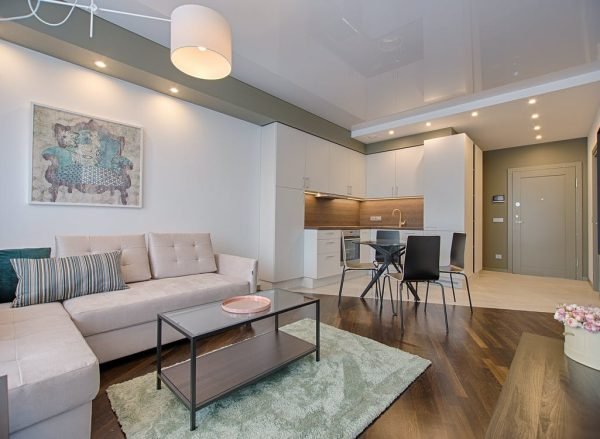 pexels-photo-1643383-2